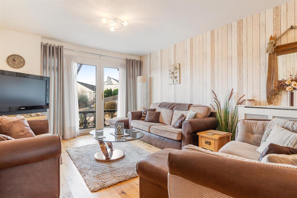 A15 - 83 Wheatlands Road, Paignton - 251001.jpg