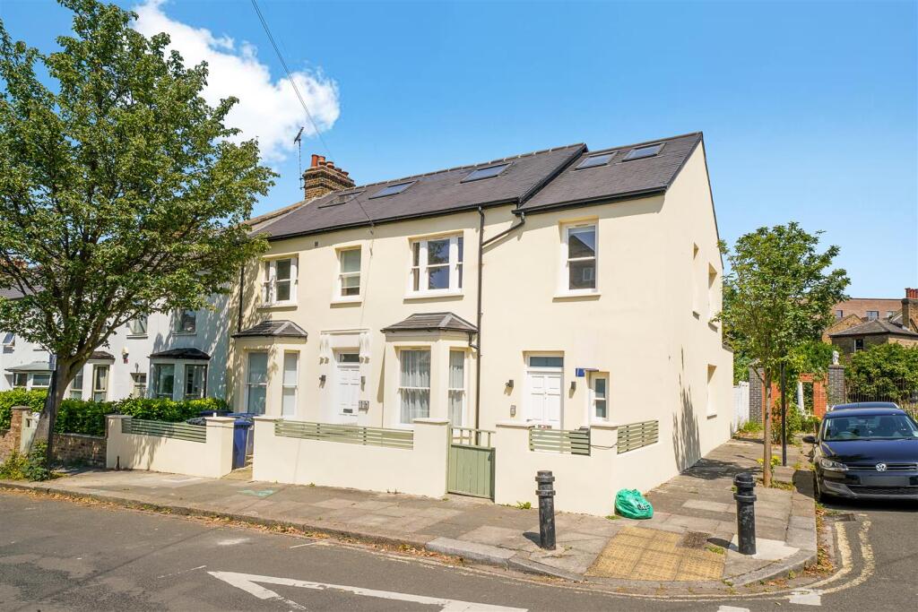 Flat 4, 25 Brougham Road - atv8pJ9zwvWNyKaUJik3.jp