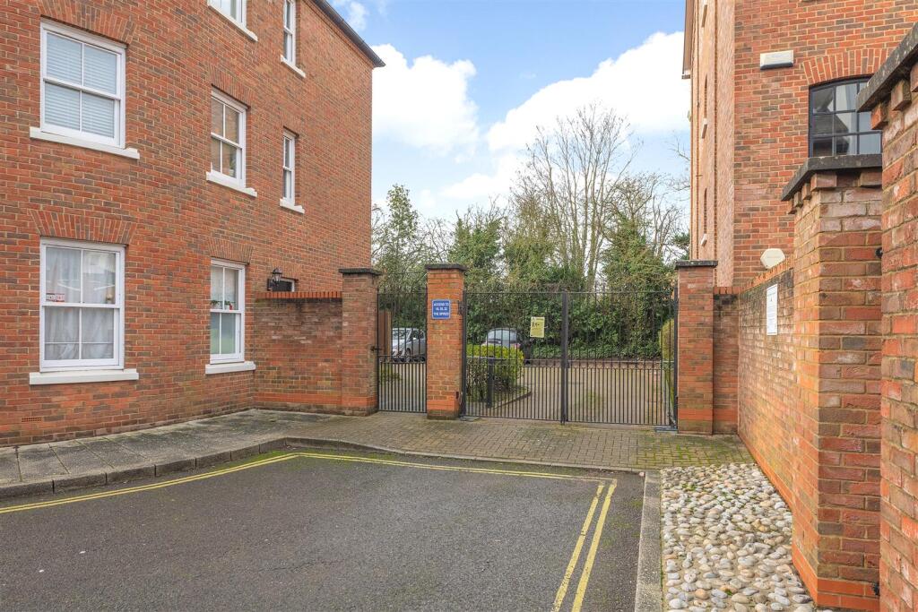 The Spires, Canterbury