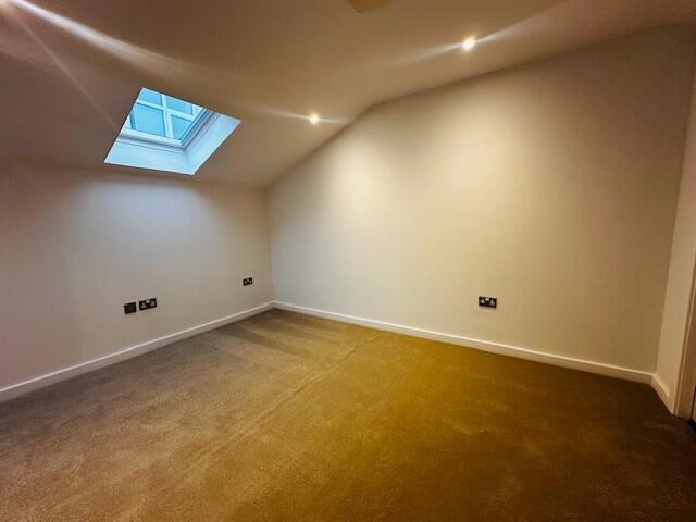 Hookstone Drive, HARROGATE