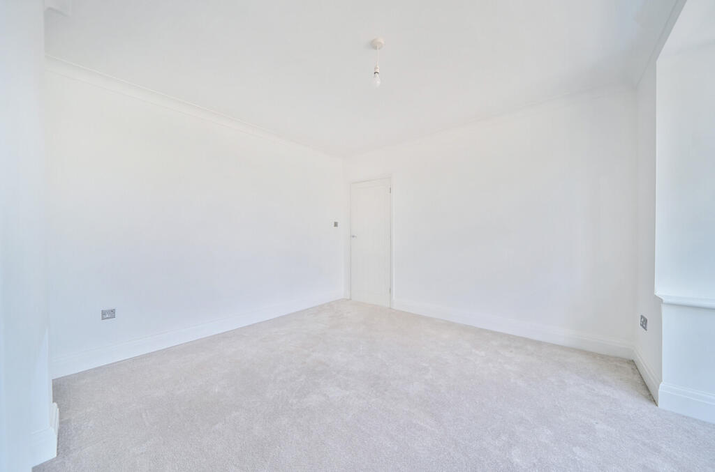 7-1318067-7-686ff...