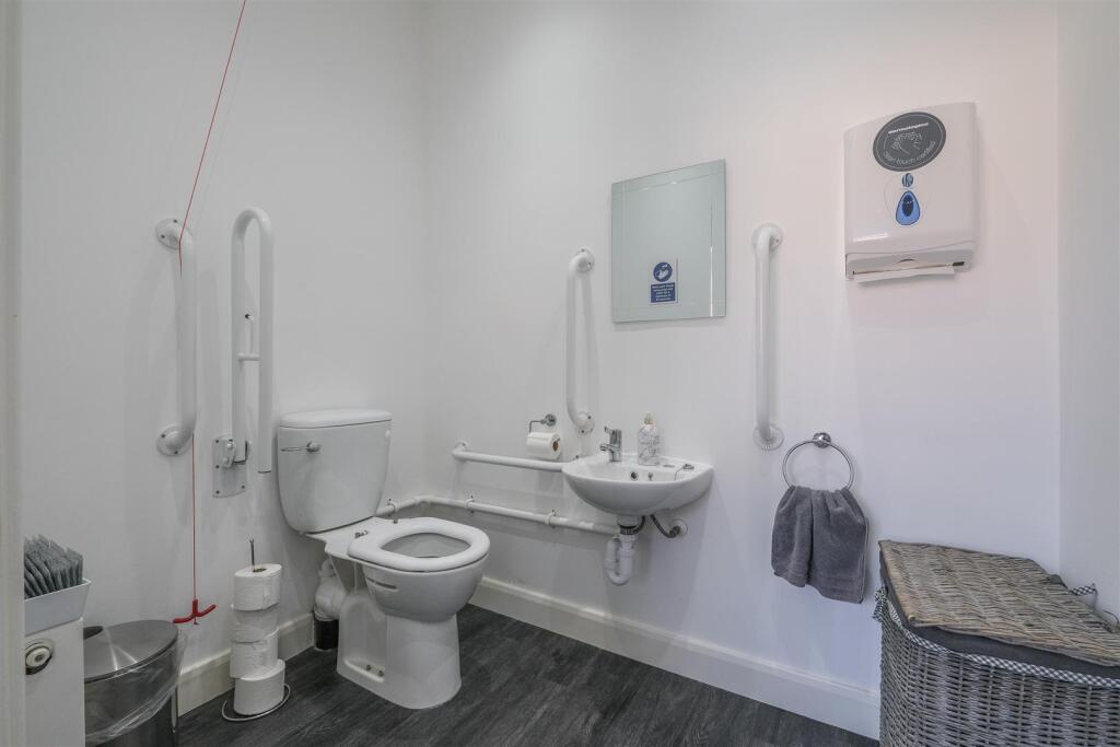 Diasabled WC