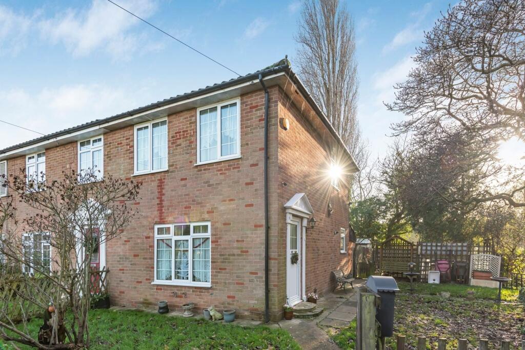 Hithermoor Road, Stanwell Moor, TW19