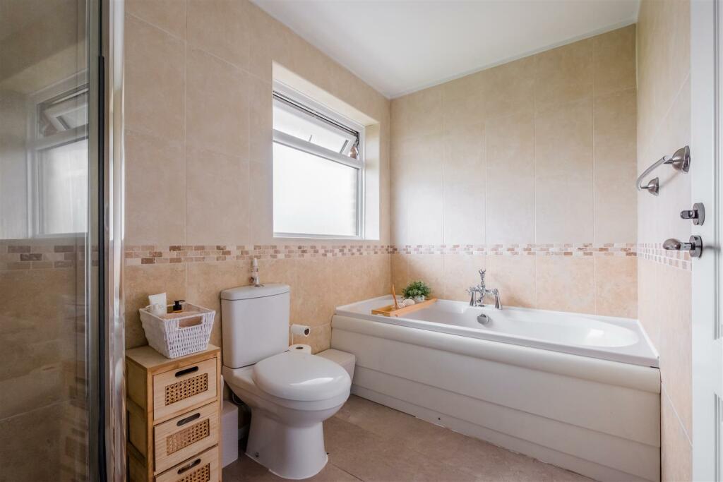 BATH.jpg