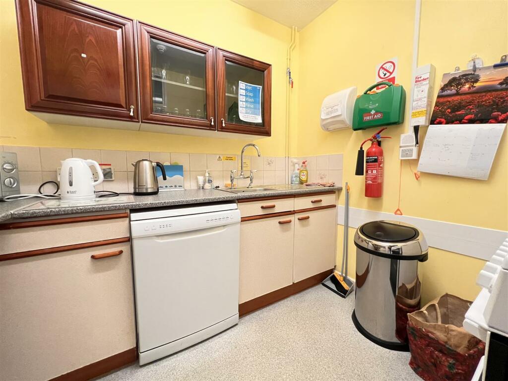 Photo 20-11-2023, 10 17 00.jpg