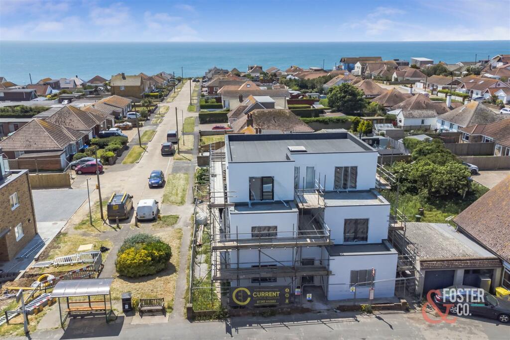 South Coast Road, Caxton House-4.JPG