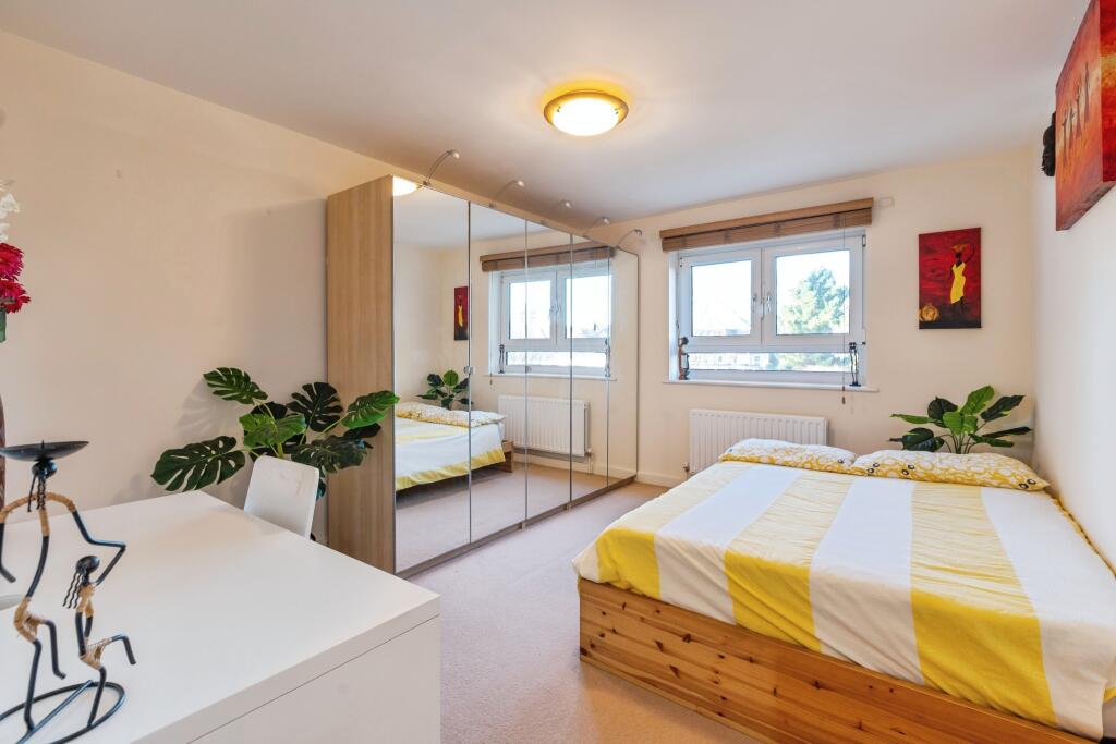 Milton Road, London, N15