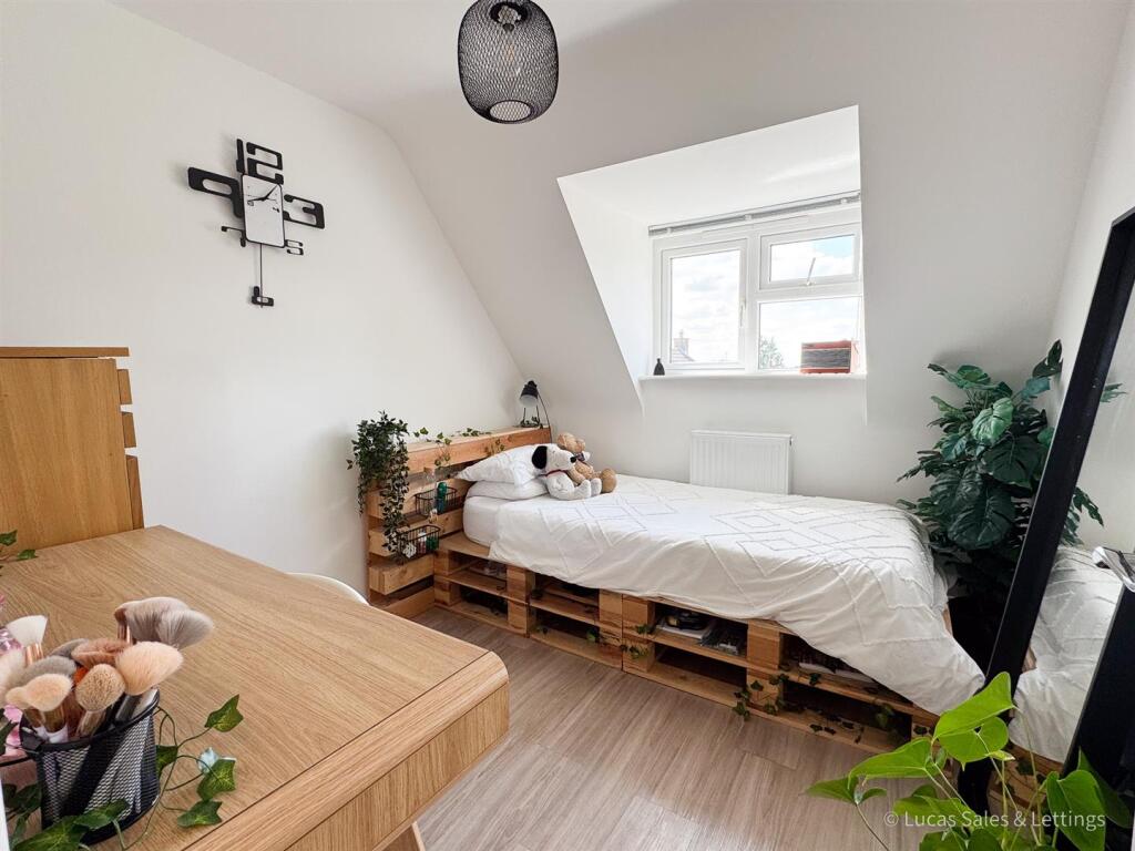 1 Caswell Close Kettering-22.jpg