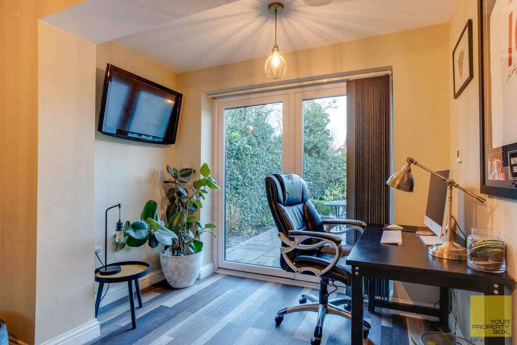 152 Battenhall Road-23