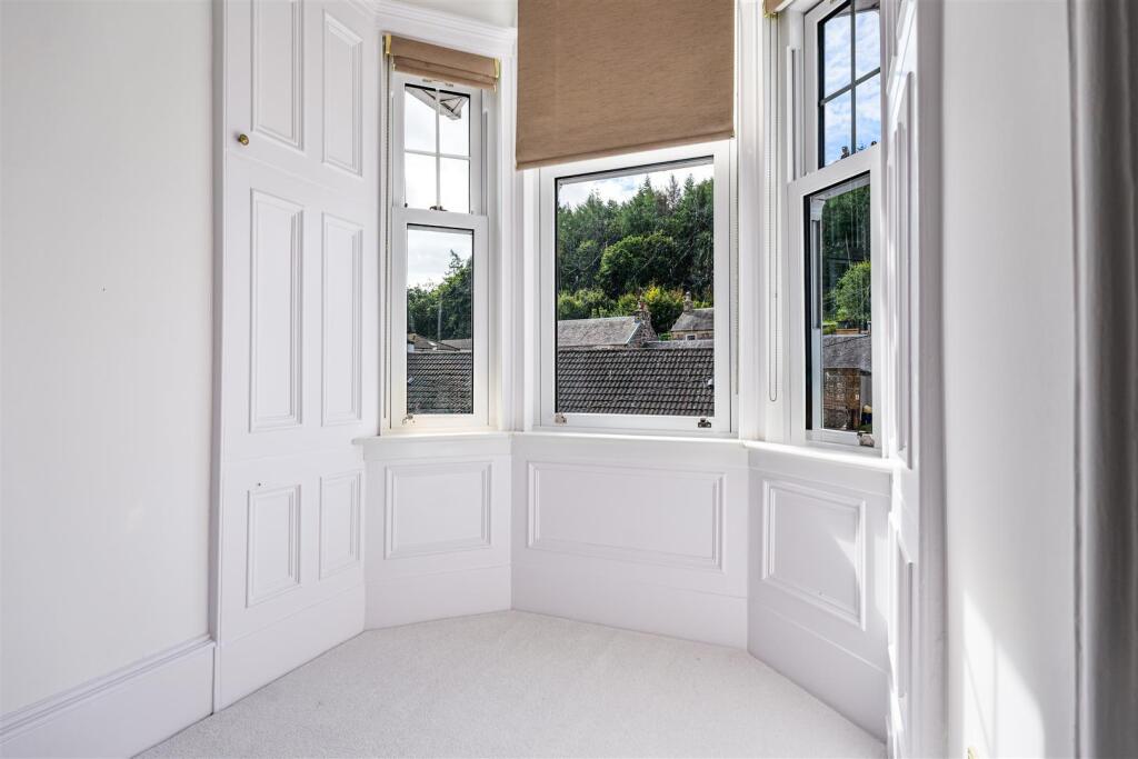 22- Bay Window 2.jpg