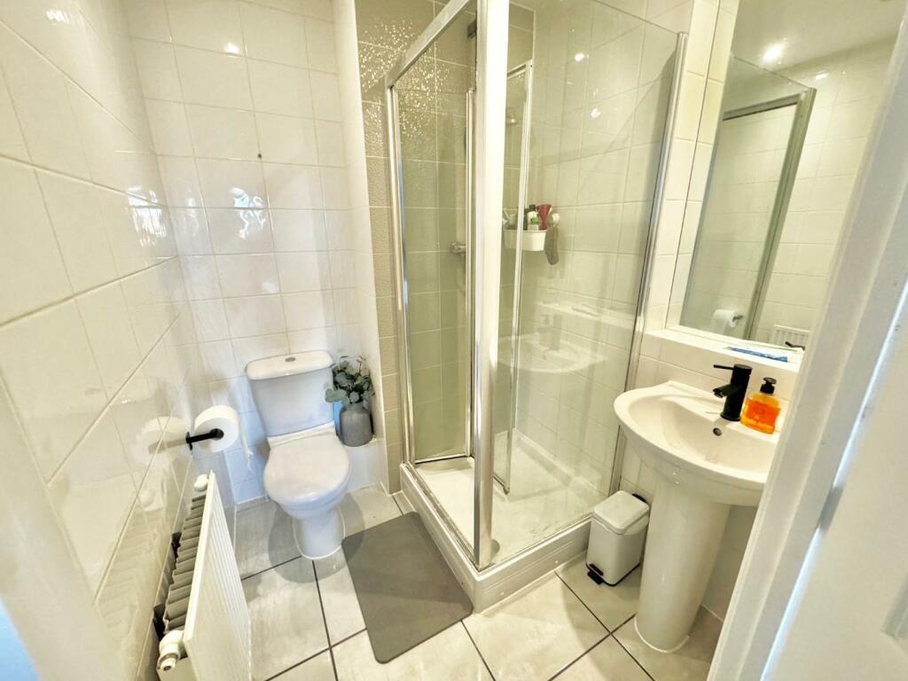 En Suite.jpg