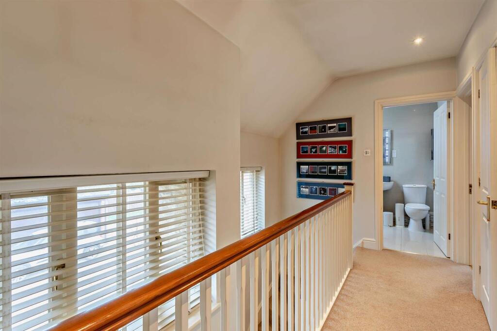 8638837-interior25-8