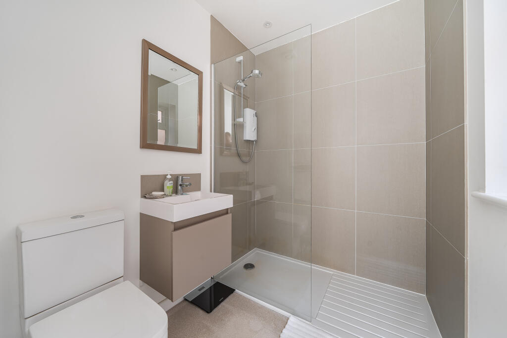Annexe - Shower Room