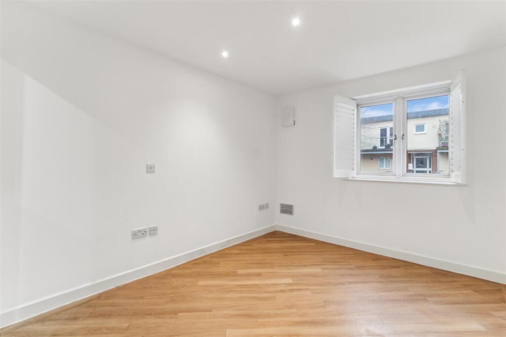 FOR SALE -Acton Lane, W4