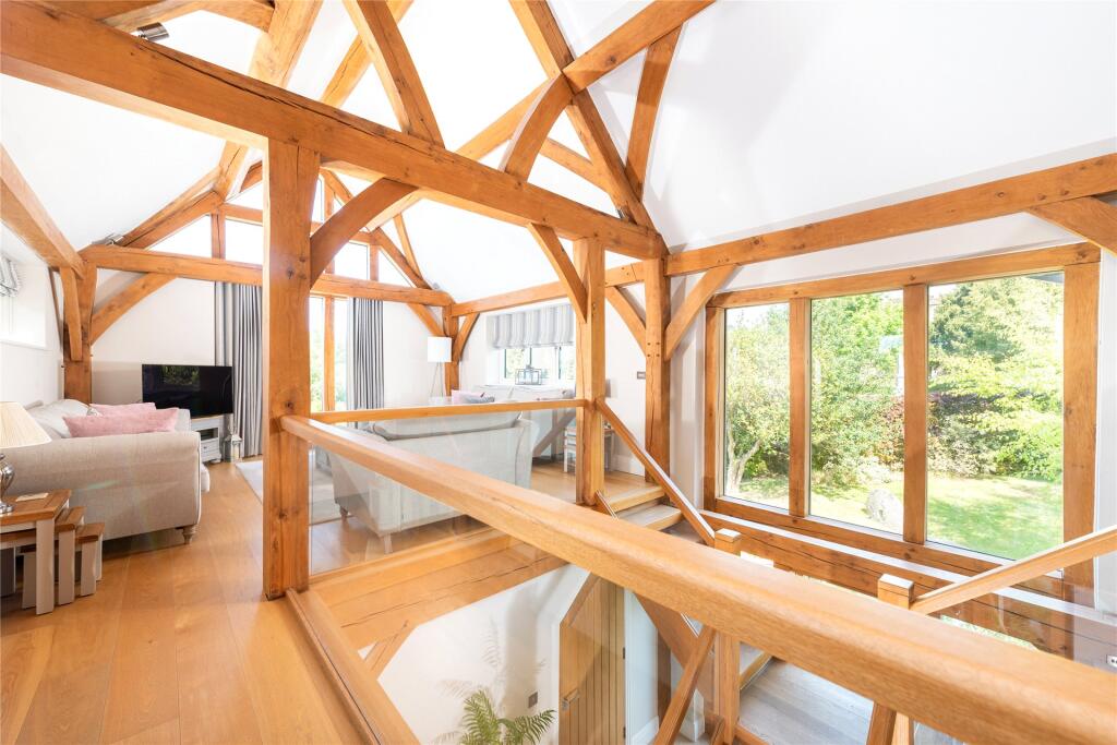 F/F Sitting Room