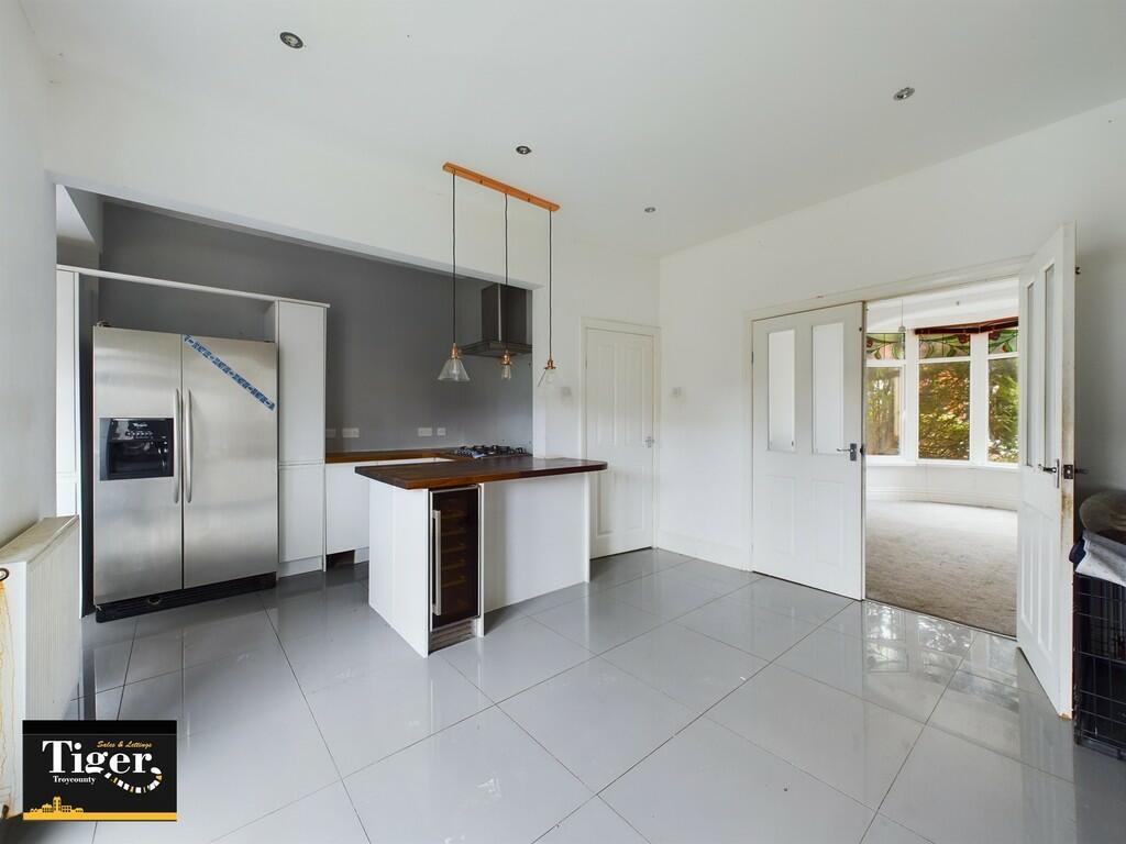 CAM03440G0-PR0160...