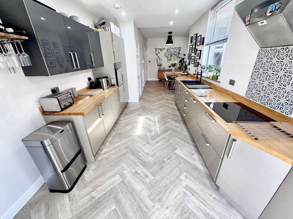 Kitchen / Diner