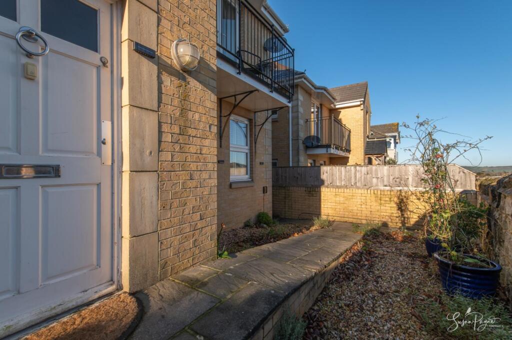 Welcome to 1 Beaumont Place