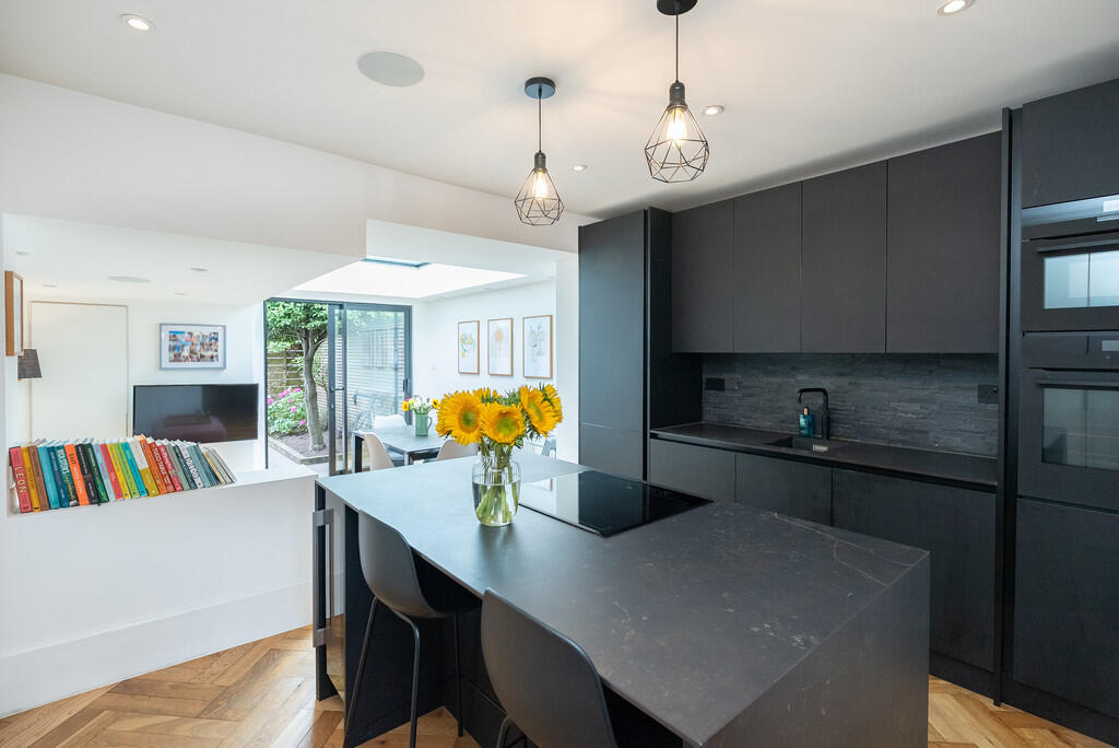 Howard Road, Dorking