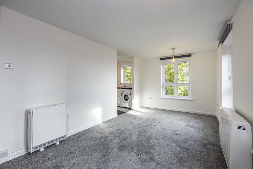Flat7TheGatehouse-7.jpg