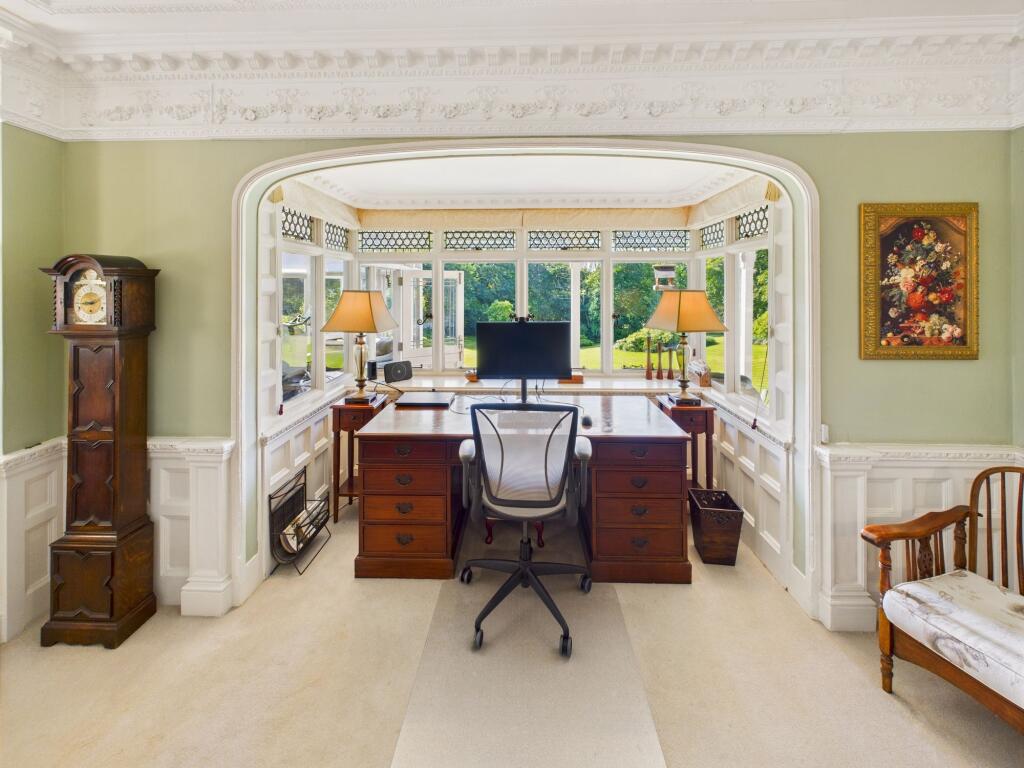 bay window