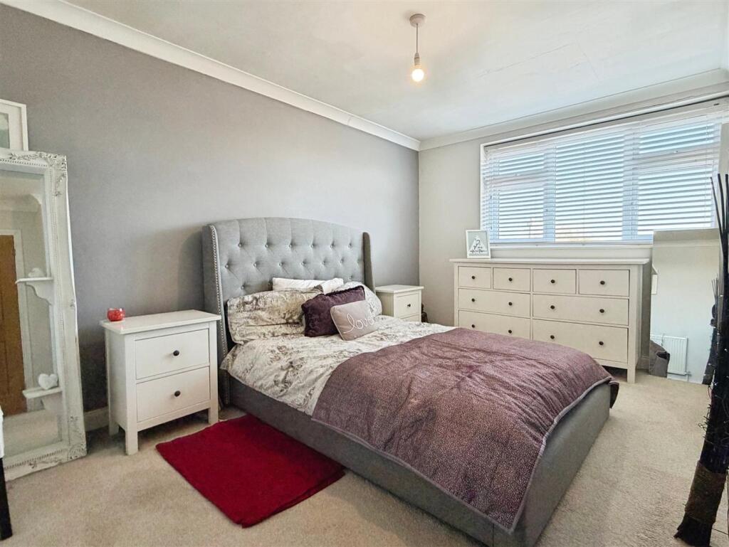 9b0e7e03--4AC3-BB81-1F3C630AC697-66107-00001A98505