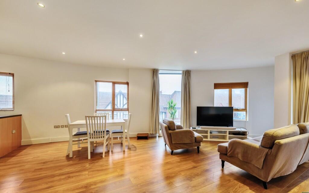 aebf38f2-49d7-4ad...