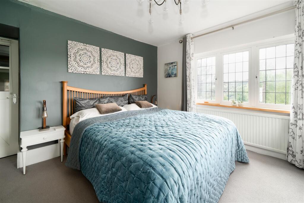 Bedroom3-2.jpg
