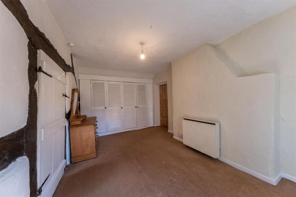 Laburnum Cottage-022.jpg