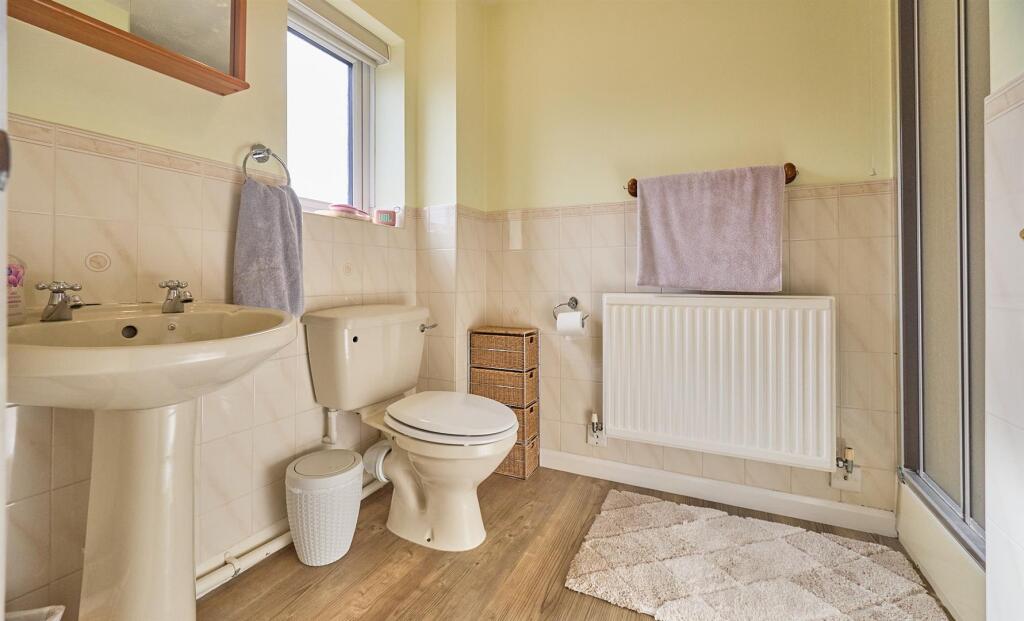 En Suite Shower Room