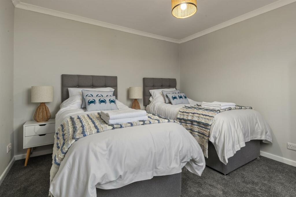 4 Bevlin Hall Saundersfoot -   Final Edits_-1.jpg