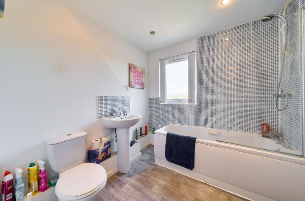 19-68246fced8da1-...