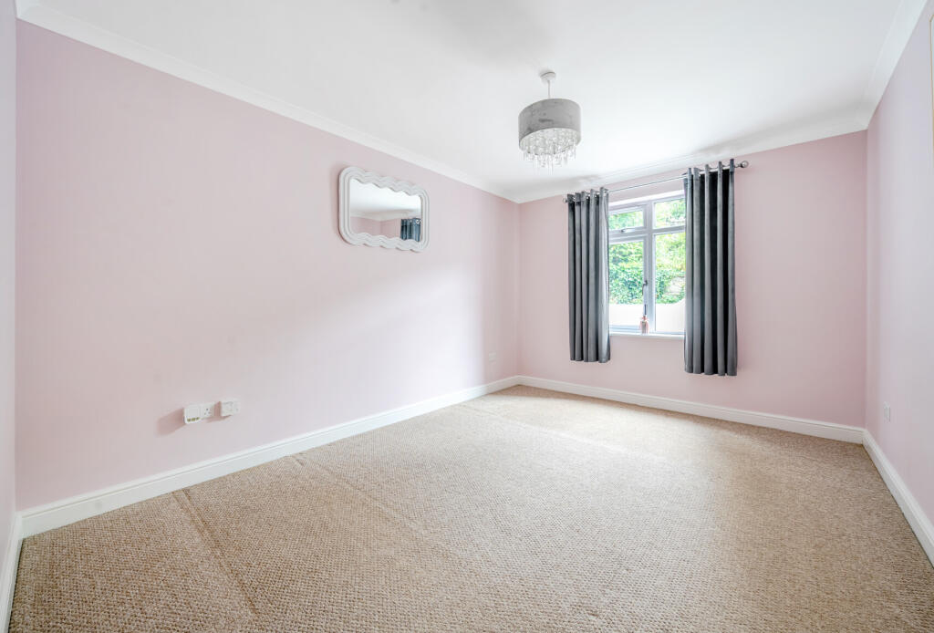 1306226-5-6846ec0...