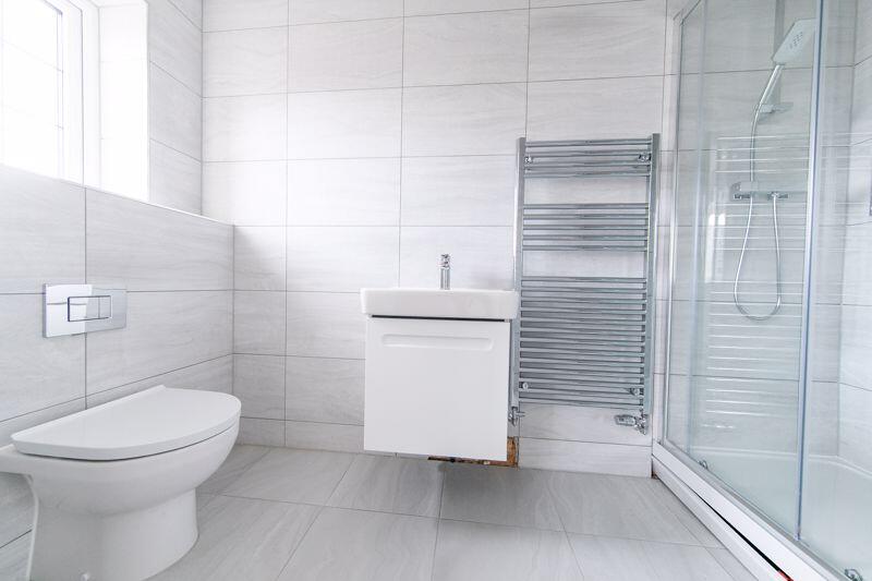 Bedroom 1 en-suite
