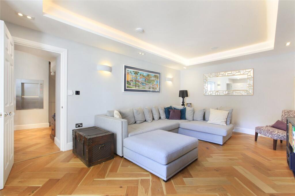 property in Crescent Grove, 
Clapham, SW4
