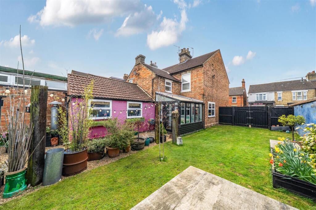 side elevation h.jpg