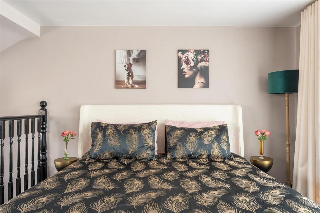 Loft-Bedroom-2.jpg