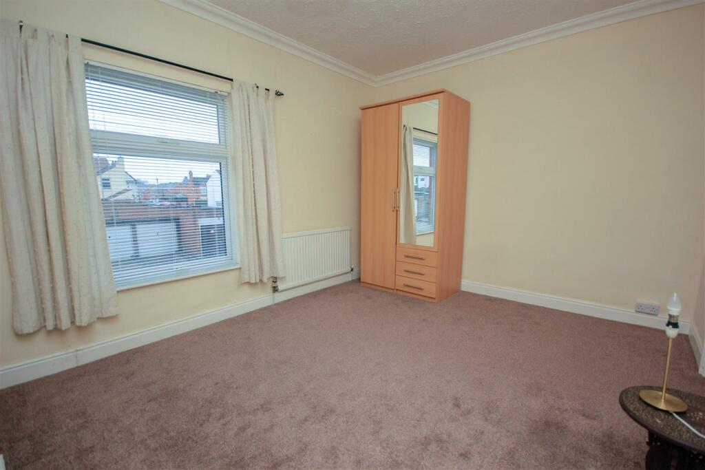 Master Bedroom 1.jpg