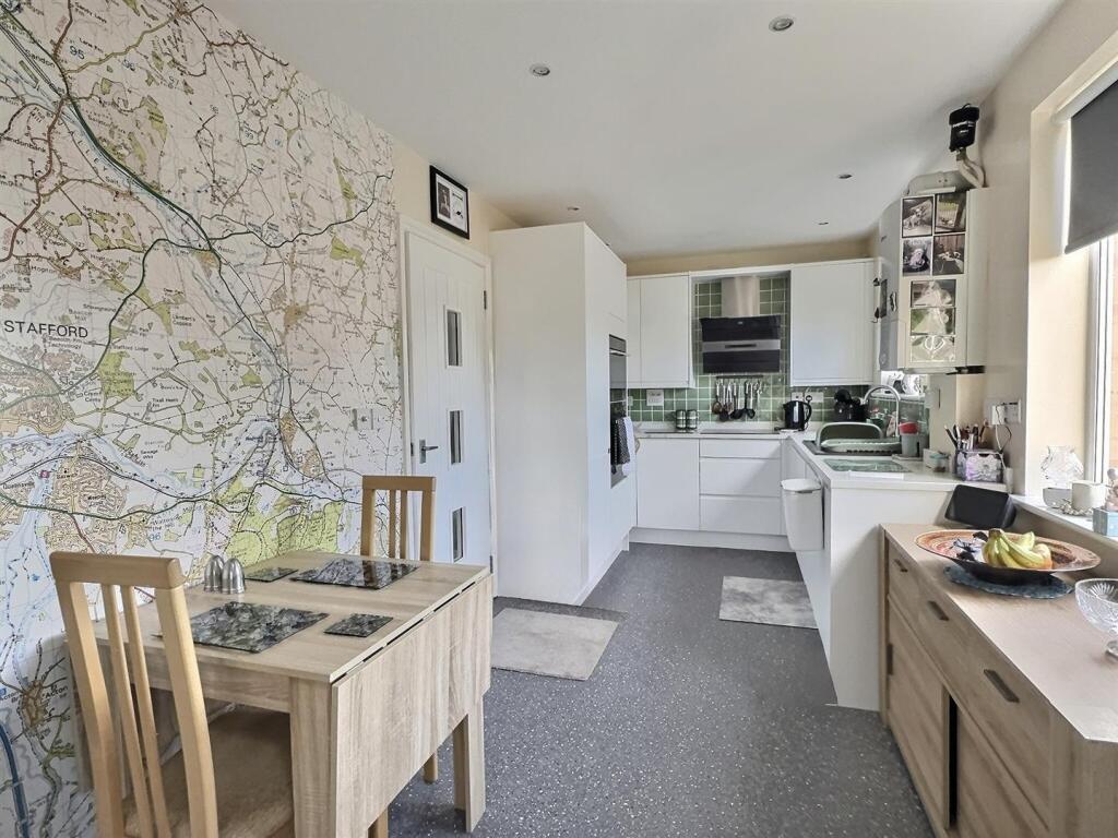 Open Plan Kitchen/ Dining Room