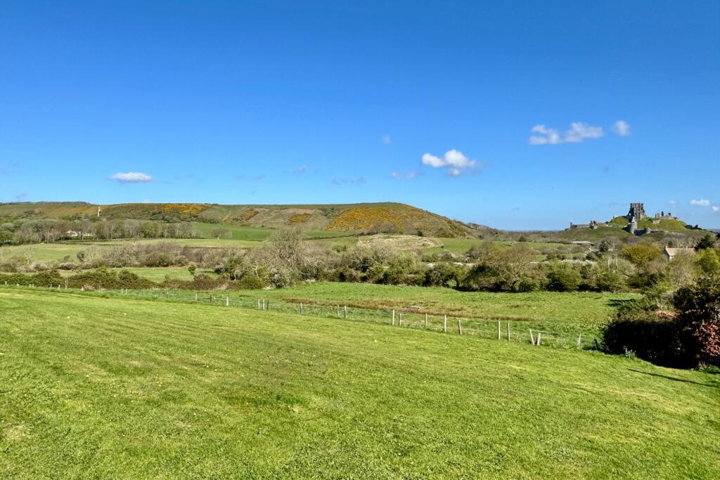 Adjoining Open Country &amp; Views of the Purbeck 