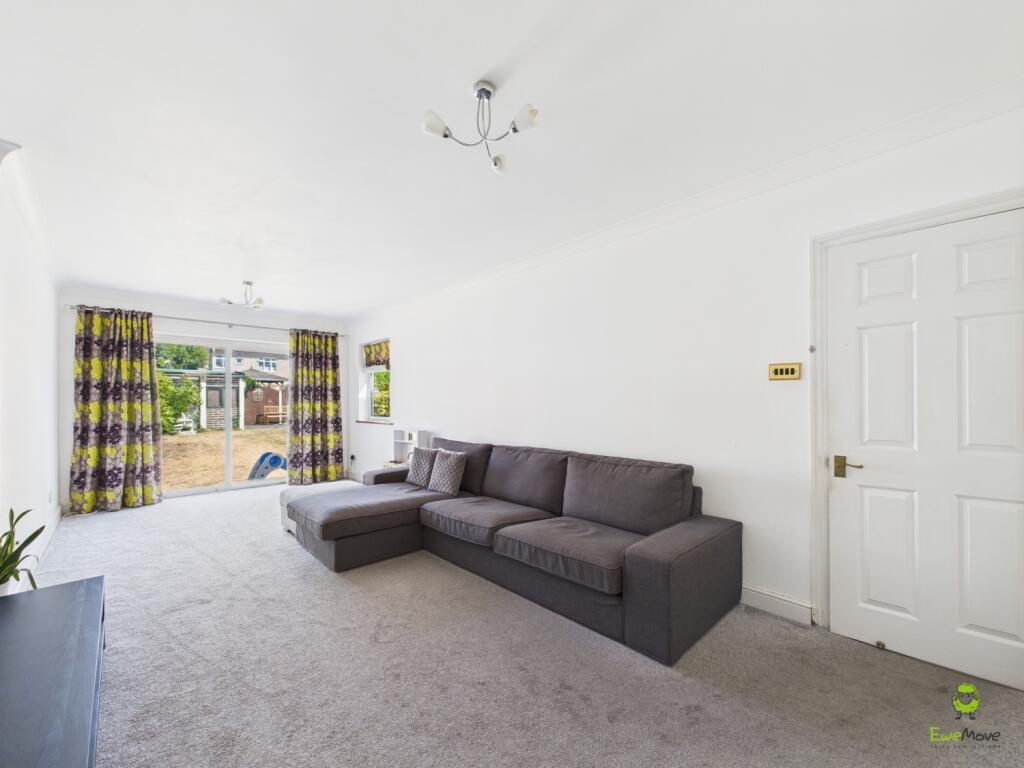 CAM02615G0-PR0087-STILL018