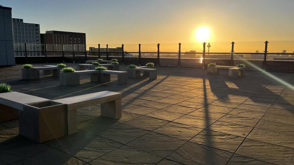 Communal roof terrace