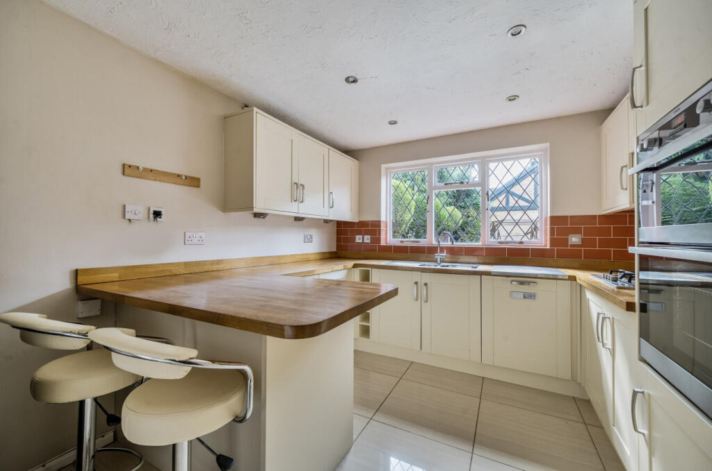 1359349-22-68d3c8...