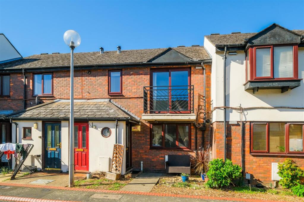 23 boleyn close-18.jpg