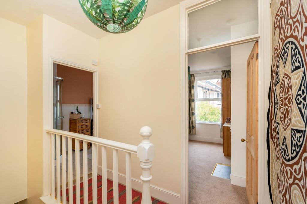 2P0RHD - Landing A.jpg