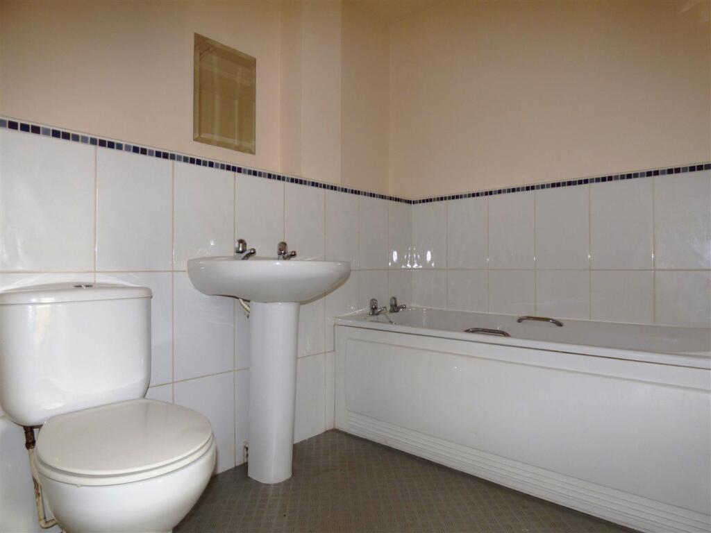 Bath.JPG