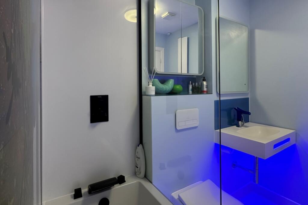 ewemove-ennelclose-bathroom
