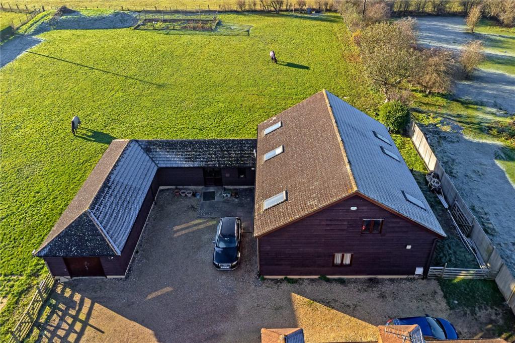 Front Aspect Barn