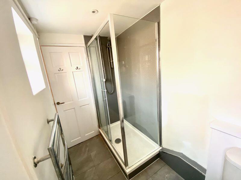 Shower Room / WC