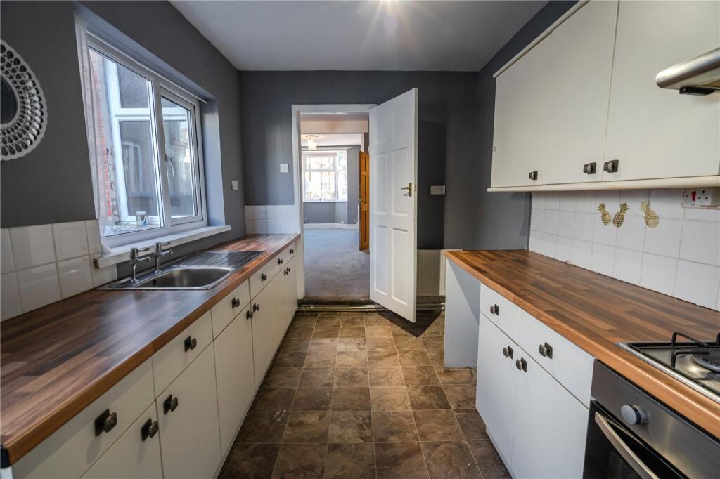 Kitchen (2)